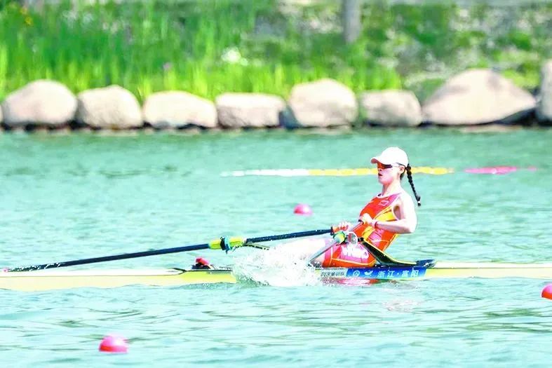 西安游泳达标赛_西安游泳达人赛冠军名单_游泳比赛西安