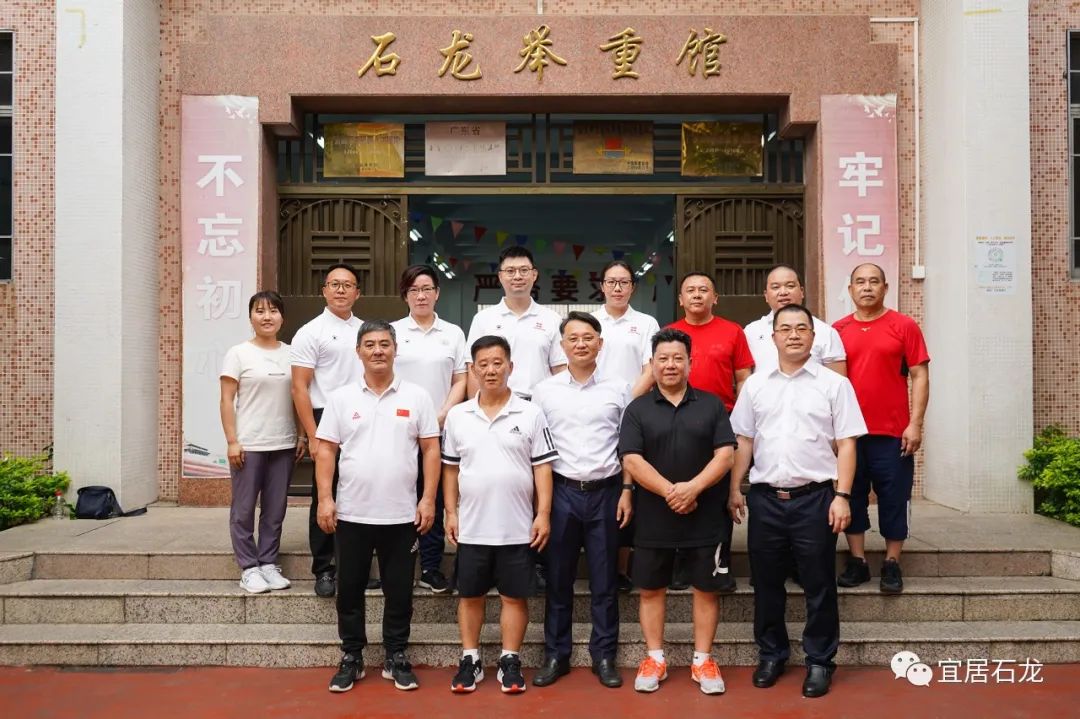 19岁男子举重奥运冠军_奥运举重男子冠军廖辉_奥运举重男子冠军奖金多少