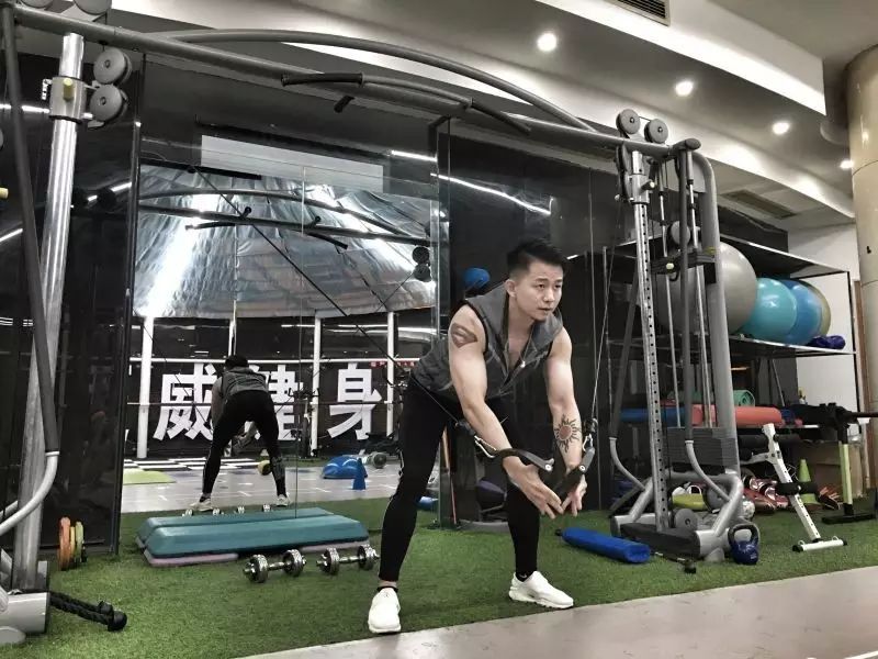 武汉健身私教课程价格_武汉健身房私教怎么收费_广州武汉健身房私教
