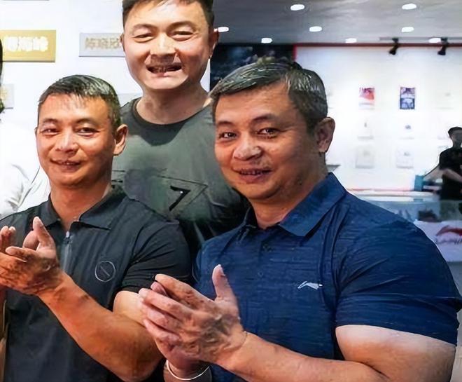 李小双体操学校招生_中国体操队李小双_李小双小学生体操