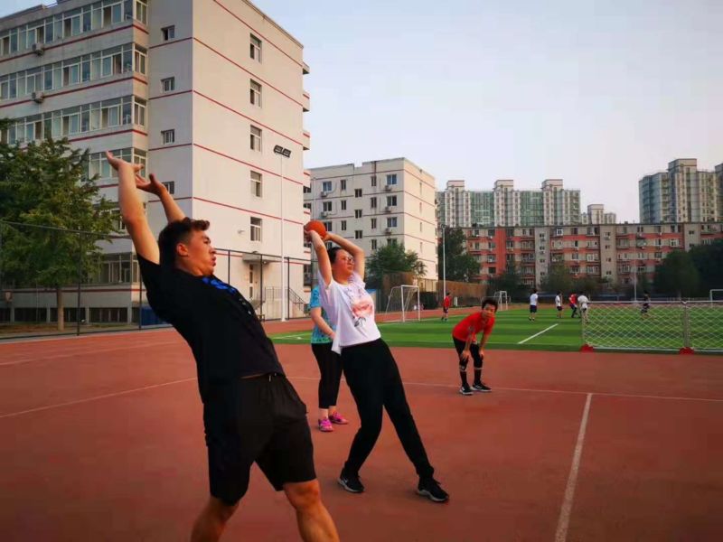 篮球培训价目表_篮球培训费用_标准篮球技巧培训一般怎么收费