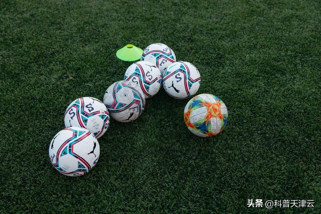 足球比赛规则与时间_足球比赛标准时间_足球规则比赛时间表